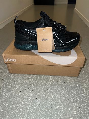 ASICS Gel‑Quantum 360 VIII neuves avec étiquette – Taille 43