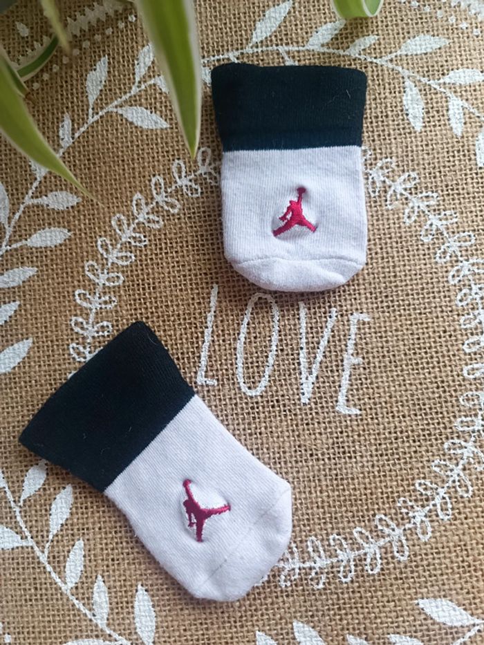 🐼 Gratuit Chaussette Jordan Naissance - photo numéro 2