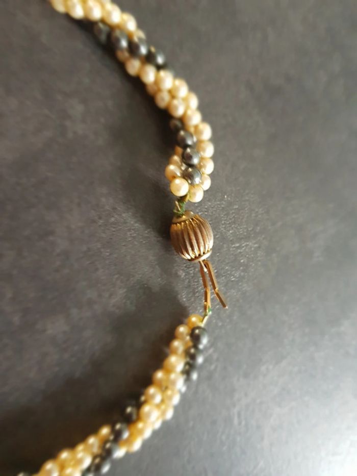Collier perles noir et ivoire nacrées - photo numéro 4