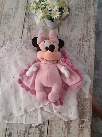 Minnie peluche Disneyland 33 cm