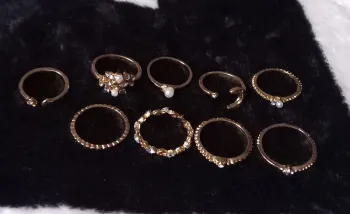 Lot de 9 bagues