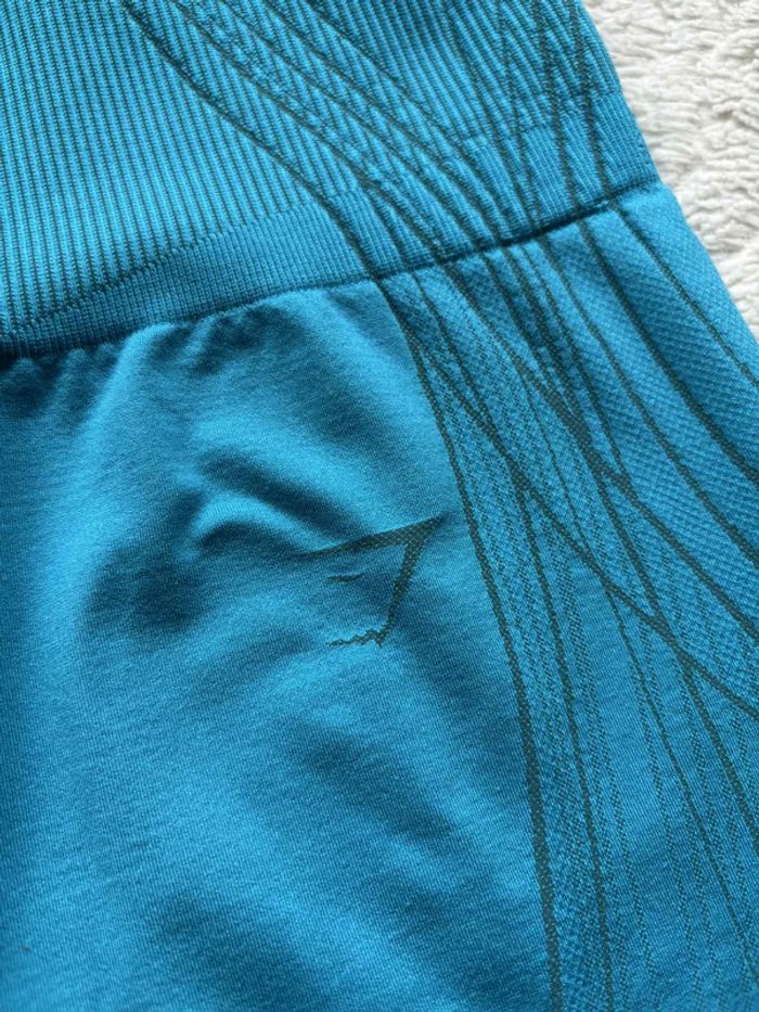 Ensemble Gymshark Apex Seamless Femme Bleu – Brassière L + Legging M – Comme Neuf – Valeur 102€ - photo numéro 15