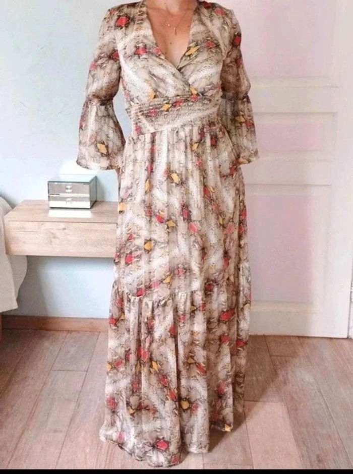Robe longue  -  Made in  France  -  Motifs reptile  - Maëla  Paris  -  36  -  Parfait état - photo numéro 3