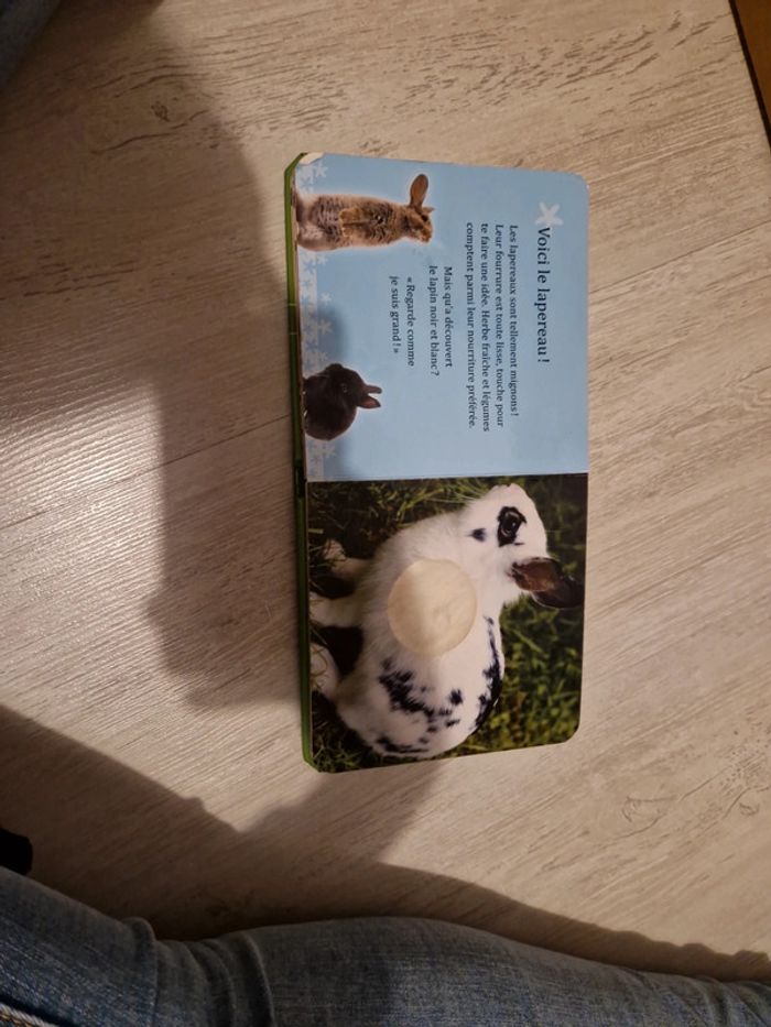 Livre animaux à caresser - photo numéro 2