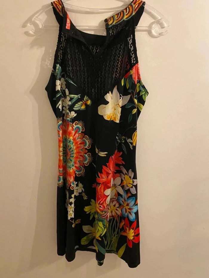 Robe sans manches - photo numéro 2