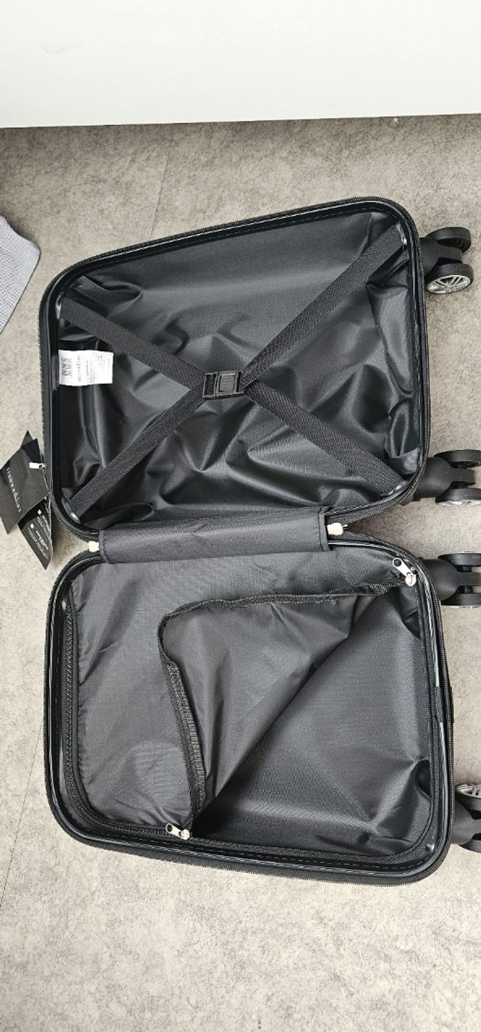 Valise  Cabine Neuve Manoukian - photo numéro 8