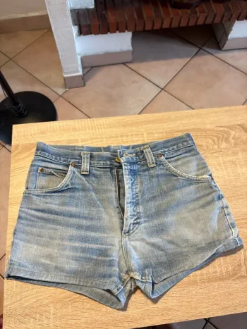 Short jean