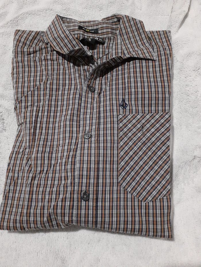 Magnifique chemise Slumfit Volcom Taille S - photo numéro 11