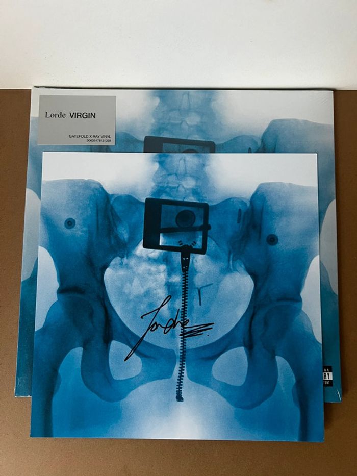 Lorde Virgin Gatefold LP Vinyl + Signed Card
