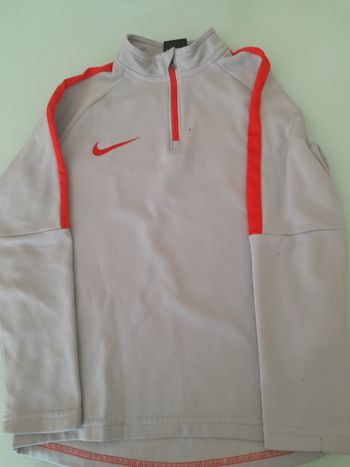 Haut d'entraînement de foot