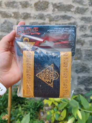 Porte monnaie / portefeuille yu-gi-oh