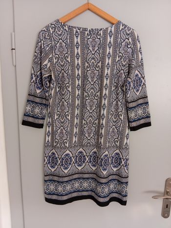 Robe à motifs t44