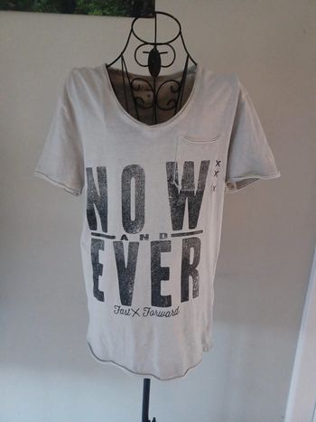 tee shirt col v taille m