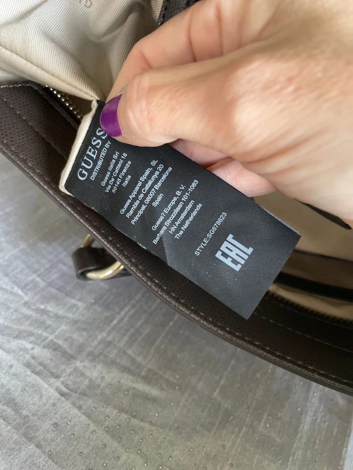 Sac Guess - Comme neuf - photo numéro 10