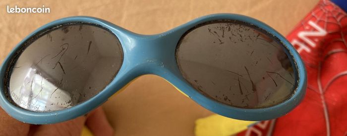 Maillot de bain + paire de lunettes de soleil - photo numéro 6