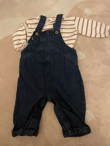 Ensemble salopette t-shirt T6 mois