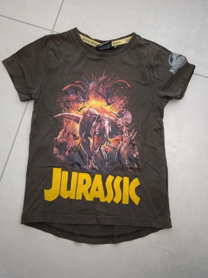 T-shirt manches courtes Jurassic 6ans