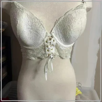 Magnifique  soutien-gorge  taille  100d