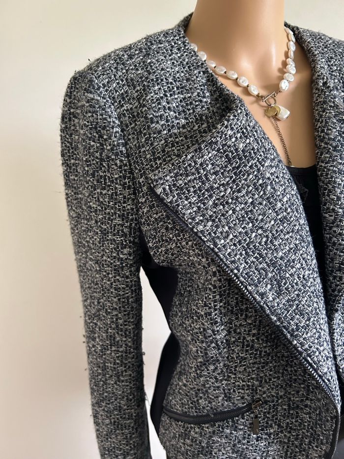 Veste bleue marine et chamarrée S.Oliver taille 42 bon état - photo numéro 5
