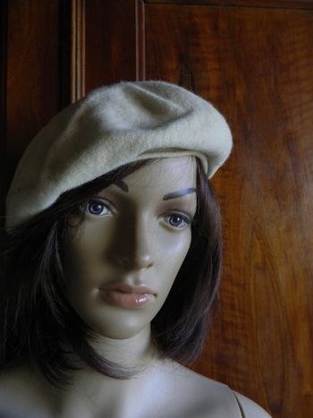 Beret en laine vintage