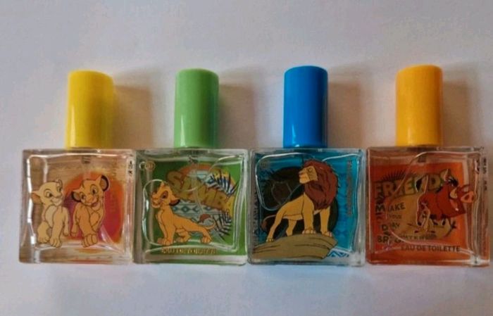 Lot de 4 eaux de toilette le roi lion