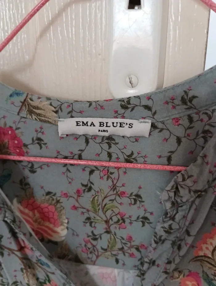 Blouse taille 4 - photo numéro 2
