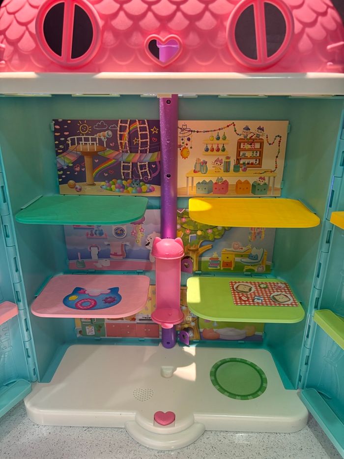 Maison Gabby chat + accessoires - photo numéro 5