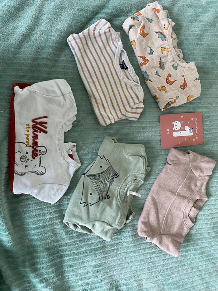 Lot sweat bébé 12 mois