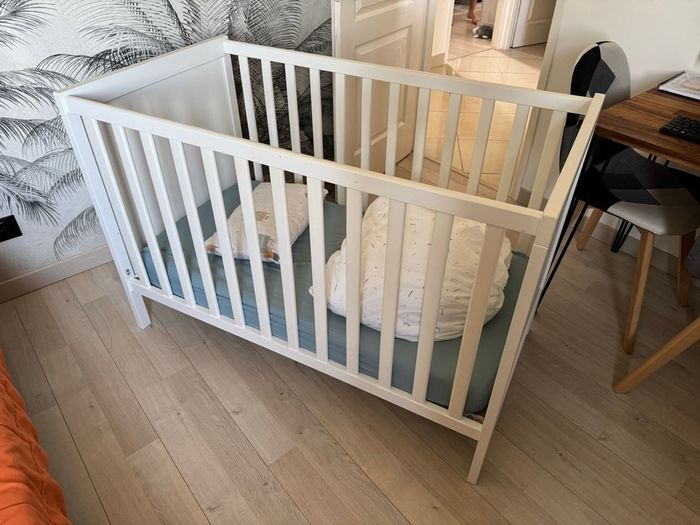 Berceau + Matelas IKEA