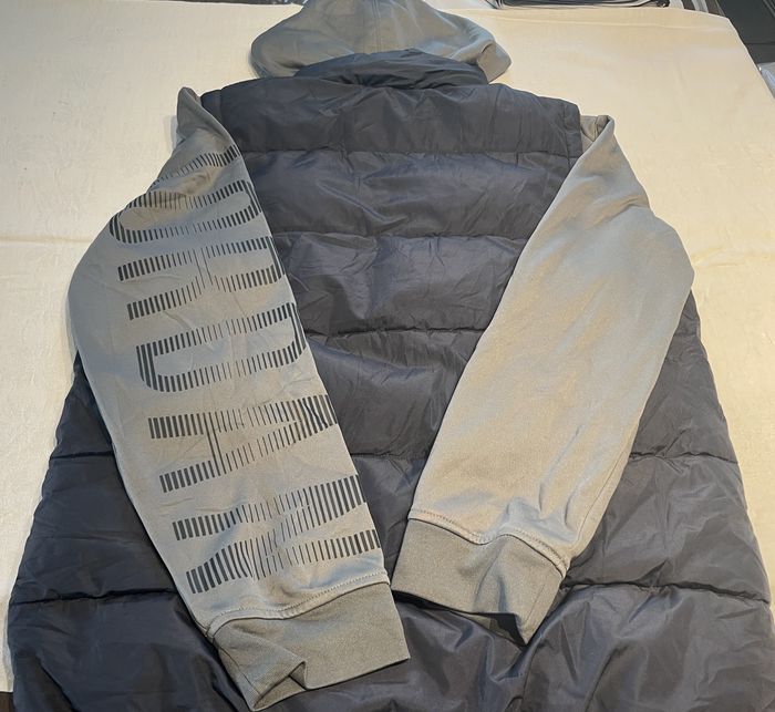 Blouson Bleu Gris Jordan Enfant Nike Taille 12/13 ans - photo numéro 2