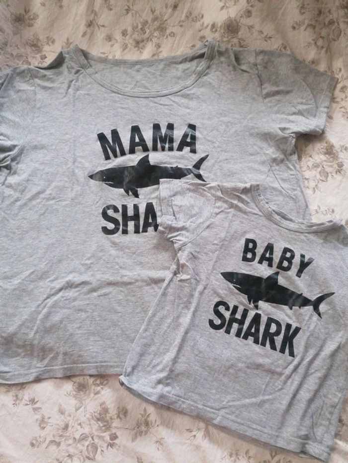 T shirt Mama shark baby shark - photo numéro 2