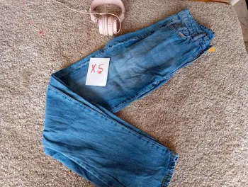 Jean droit taille Xs