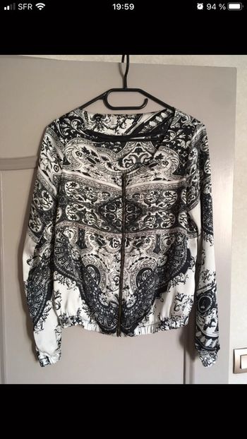 Veste / gilet léger noir blanc 34