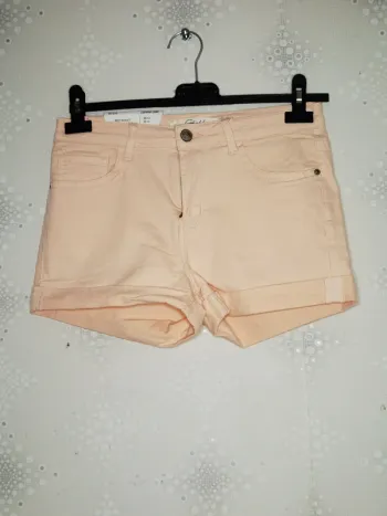D4505 - short rose femme taille 36