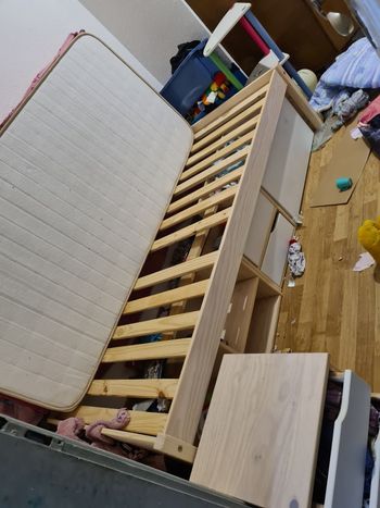 Lit enfant avec 4 tiroirs