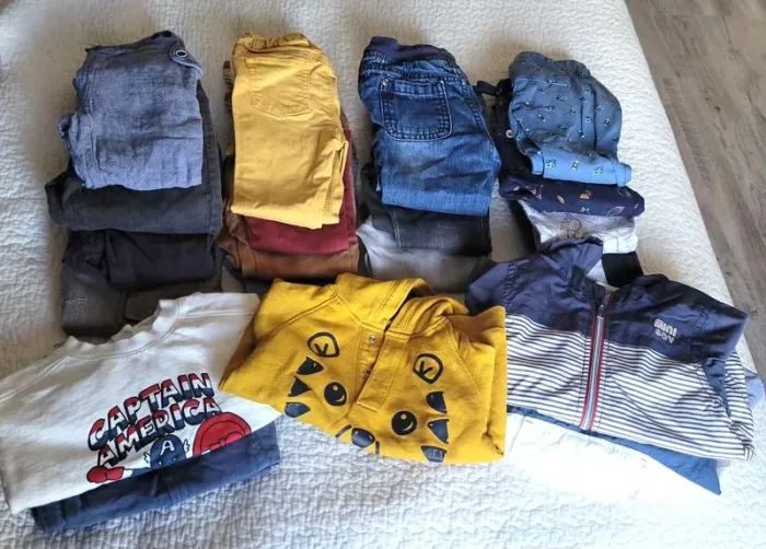 Lot 18 mois (35 pièces)