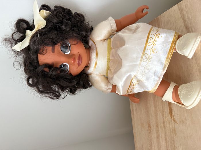 Poupée Disney Encanto Bébé Mirabel Madrigal Robe de cérémonie - photo numéro 6