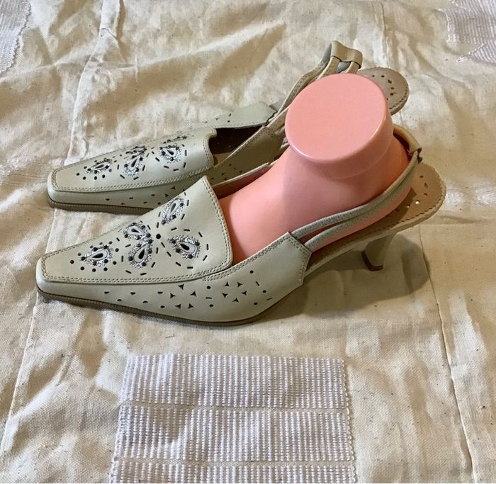 Paire d’escarpins taille 40 beige et argenté My Darling - photo numéro 2