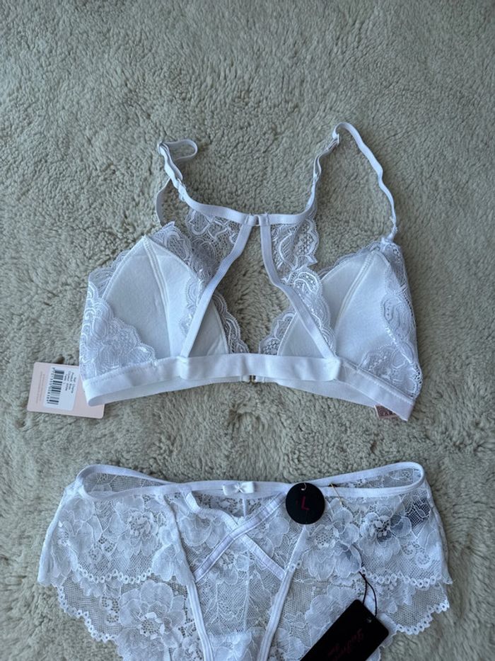 👙Magnifique ensemble - taille L- dentelle- neuf avec étiquette - photo numéro 6