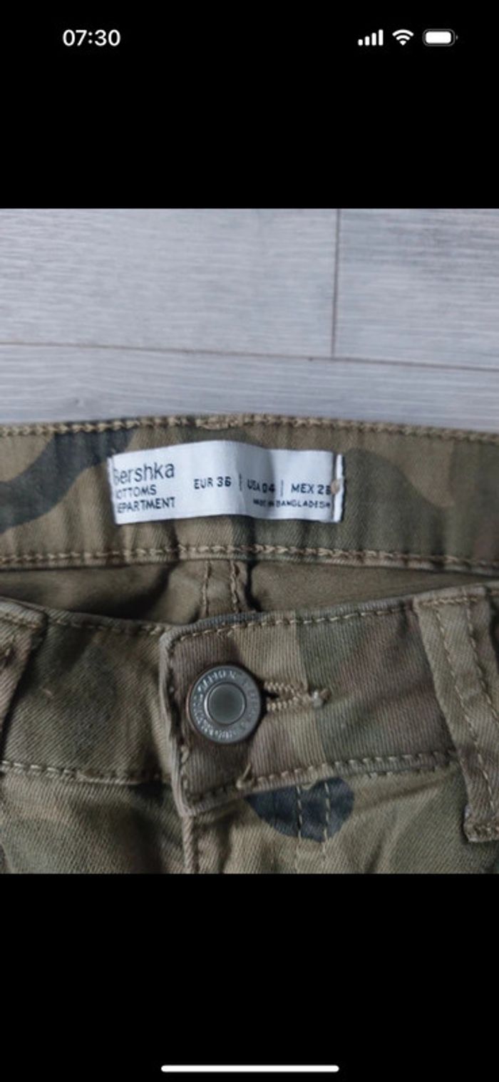 Jeans Bershka taille 36 - photo numéro 3