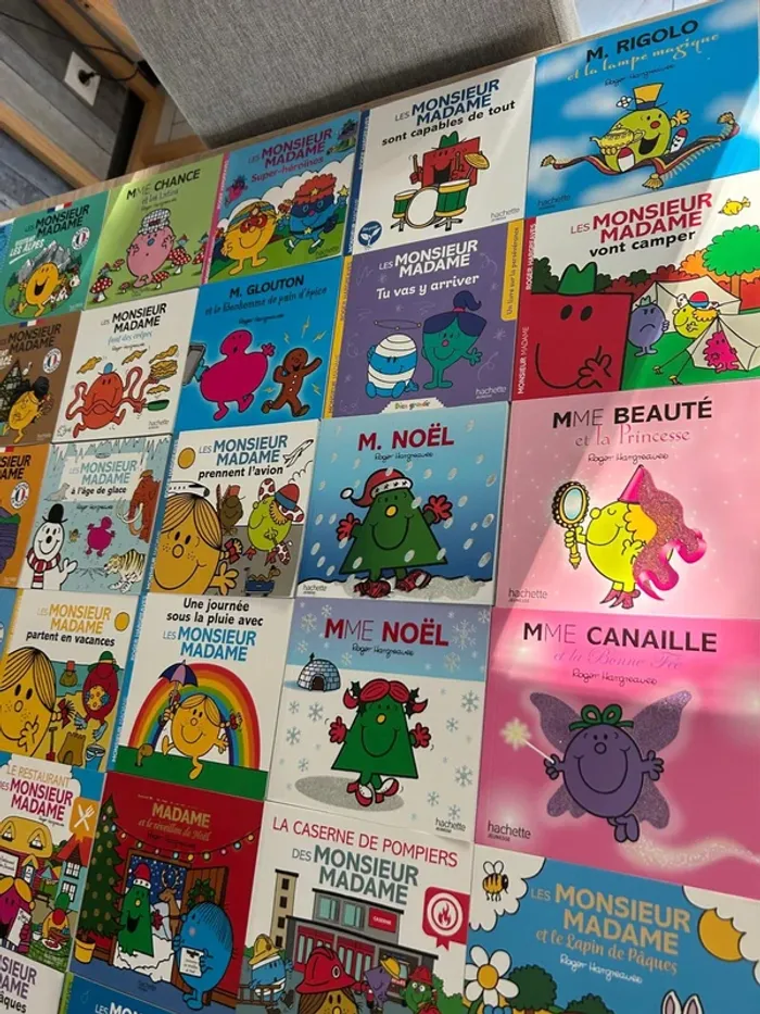 Lot de 42 livres Monsieur madame - photo numéro 2