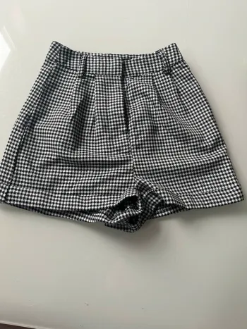 Short carreaux