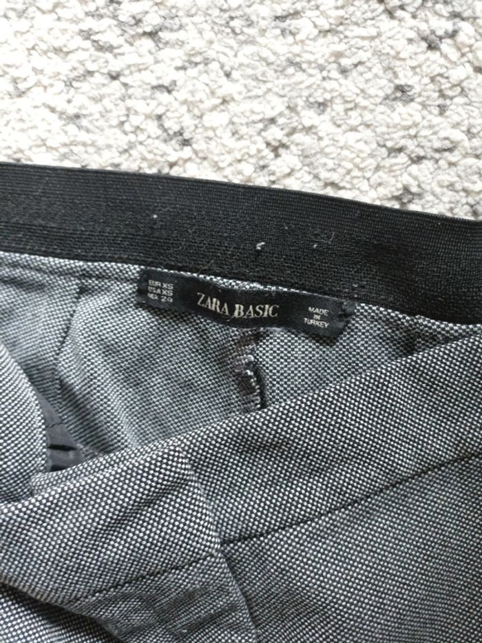 Pantalon Zara XS - photo numéro 2