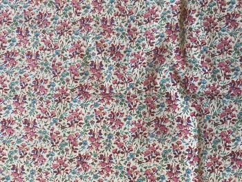 Tissu imprimé à fleurs