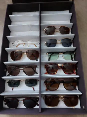 Lot 11 paires de lunettes solaires hommes