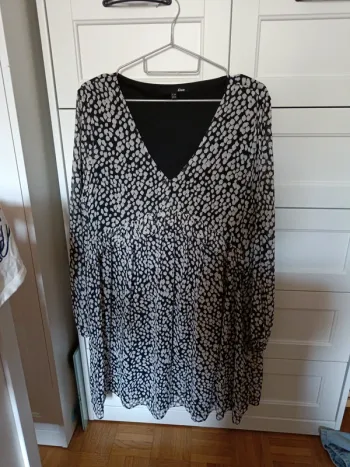 Robe Etam motif animal noir et blanche 40 Manches longues