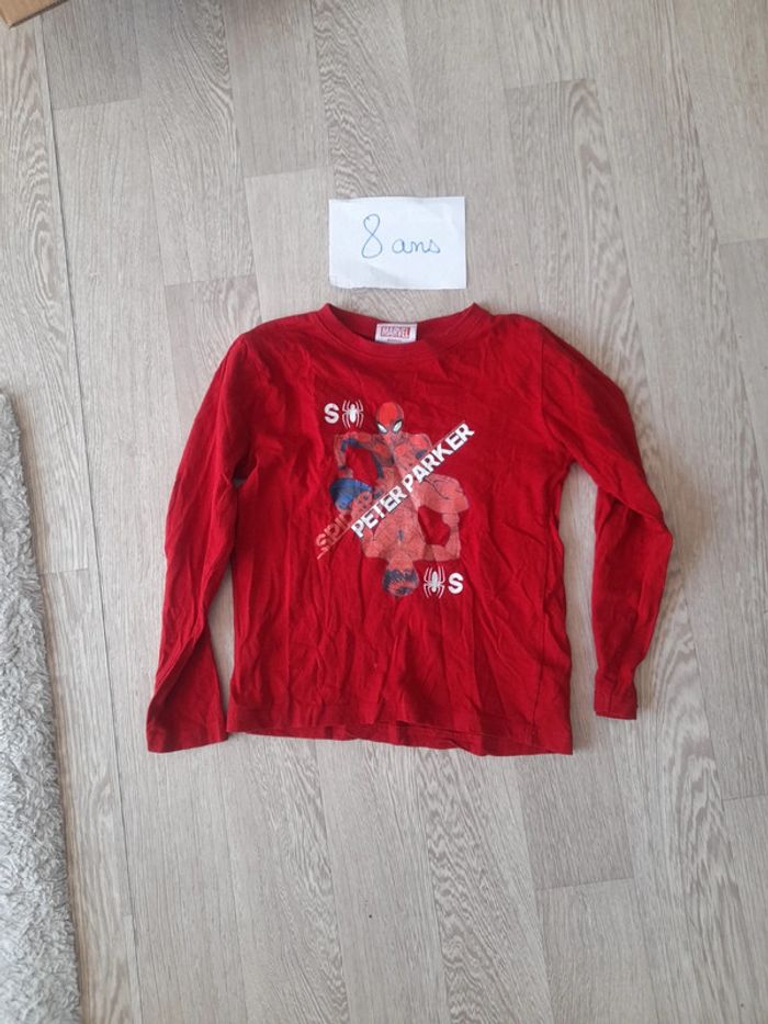 Tee-shirt manche longue 8 ans marvel