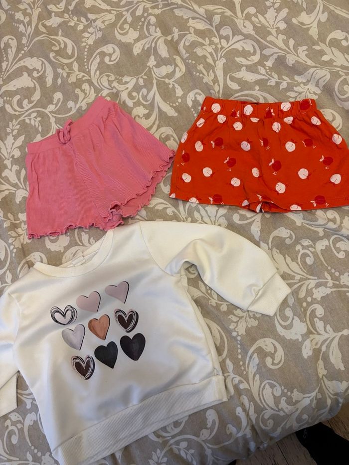 Lot de vêtements 12 mois - photo numéro 2