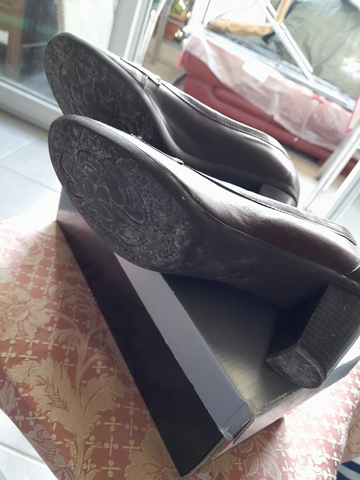 CHAUSSURES FEMME "PACO VALIENTE"  TAILLE 39 - photo numéro 5