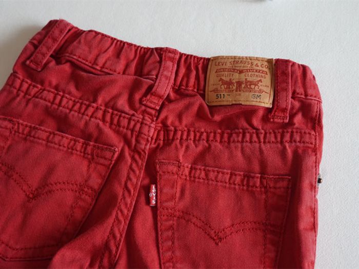 Lot n°6 Vêtements 6 mois : 6 Pantalons + 1 Salopette + 6 Hauts - photo numéro 4